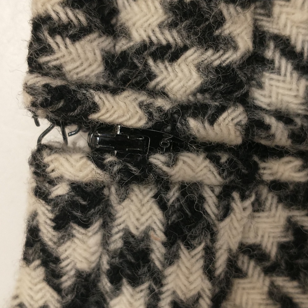 Vintage 60s Wool Dress Houndstooth Check Black & White Classy Midi SeeMeasure - Picture 12 of 16